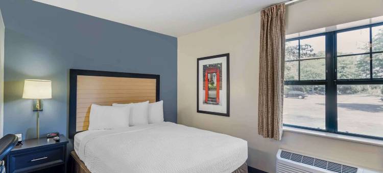 芝加哥罗灵梅多斯美国长住精选套房酒店(Extended Stay America Select Suites - Chicago - Rolling Meadows)图片