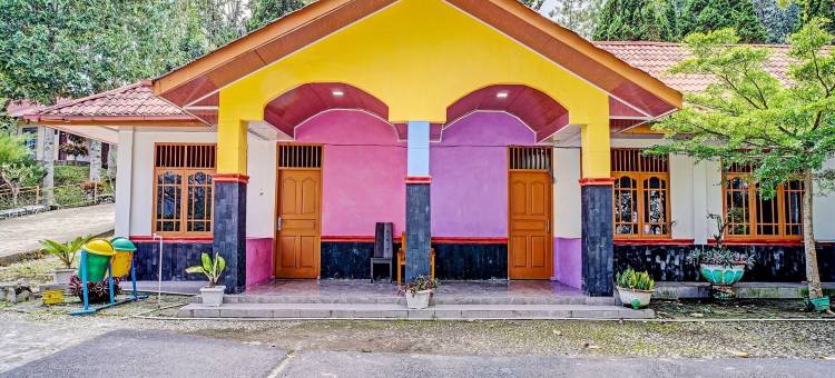 O 伊曼旅游公园二号酒店，靠近西廷佐伊曼旅游公园(Hotel O Taman Wisata Iman II Near Taman Wisata Iman Sitinjo)图片