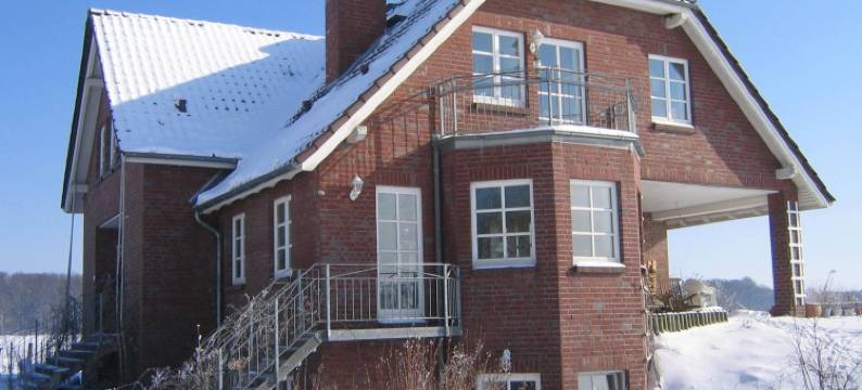 塞姆洛的带花园和露台的公寓(Wohnung in Semlow Mit Garten Und Terrasse)图片