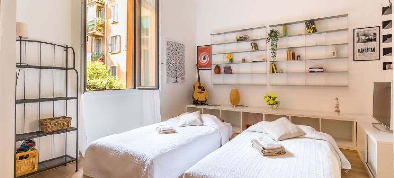 阿丽希雅公寓酒店 - 玛尔切 M3 M5(Alessia's Flat - Marche M3 M5)图片