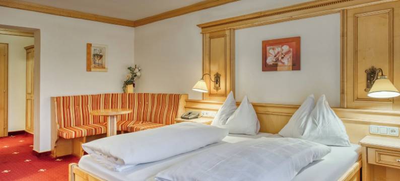 菲伯尔布伦阿尔特波斯特酒店(Hotel Alte Post)图片