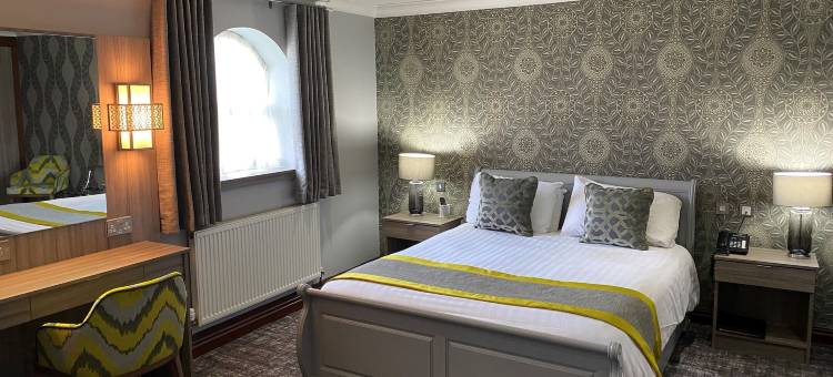 Best Western Plus Pastures Hotel图片