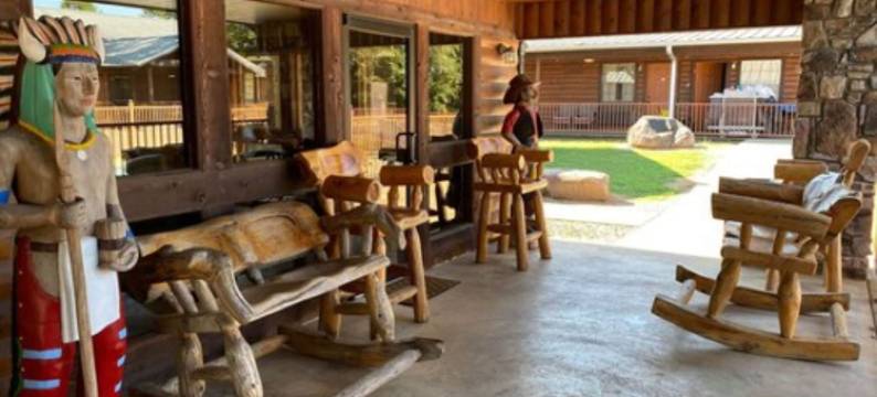 新贺洽敦旅馆(New Hochatown Lodge)图片