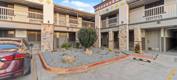 迈克艾伦市中心速8酒店(Super 8 by Wyndham McAllen/Downtown/La Plaza Mall)图片