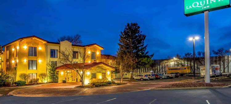 科罗拉多斯普林斯众神花园拉昆塔温德姆酒店(La Quinta Inn by Wyndham Colorado Springs Garden of the Gods)图片