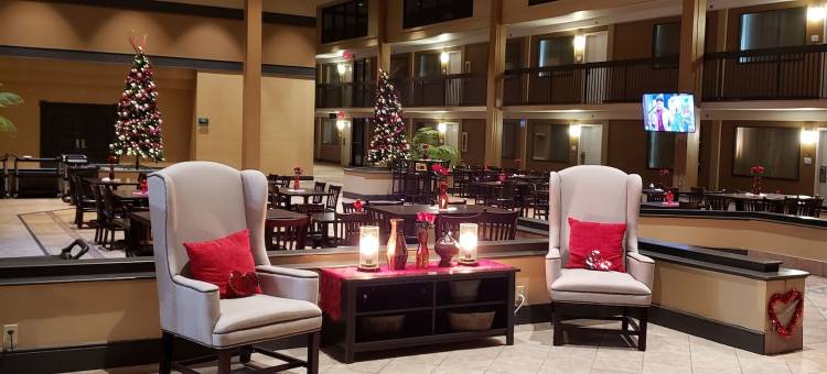 北普拉特温德姆华美达酒店(Ramada by Wyndham North Platte & Sandhills Convention Ctr)图片