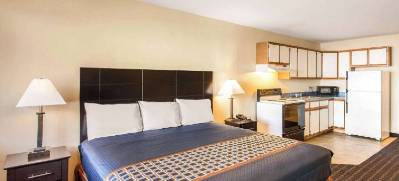 科达伦罗德威酒店(Rodeway Inn Coeur d'Alene)图片