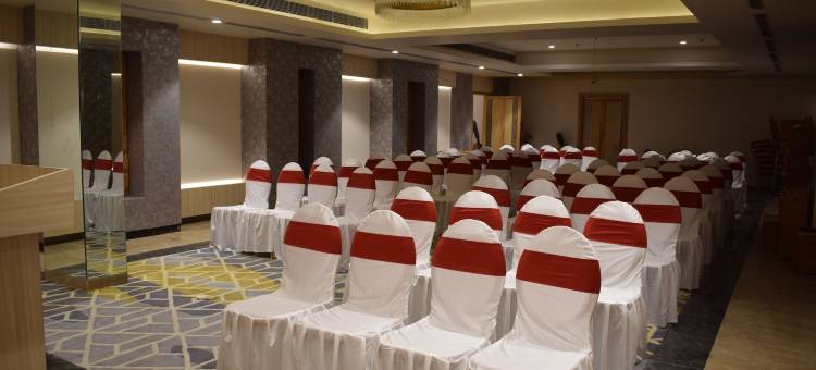 勒克瑙迪普克拉克斯旅馆酒店(Hotel Deep Clarks Inn Lucknow)图片