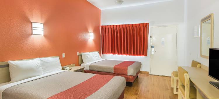 美洲最佳价值旅馆及套房，亨布尔(Americas Best Value Inn & Suites Humble)图片