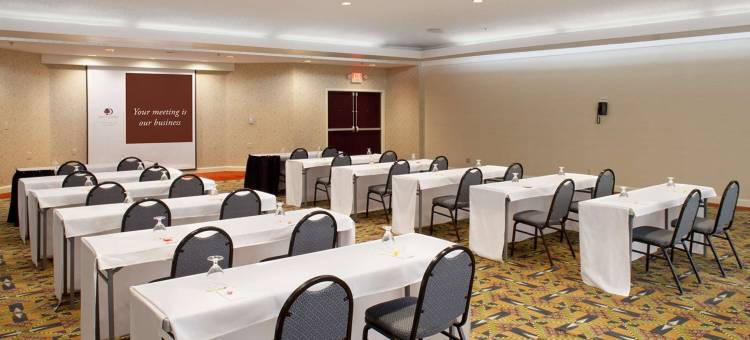费耶特维尔希尔顿逸林酒店(DoubleTree by Hilton Hotel Fayetteville)图片