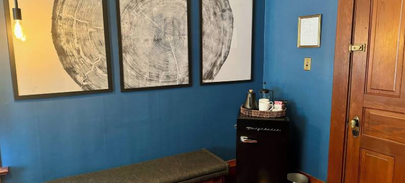 哈勃之家旅馆(Hubble House Inn)图片