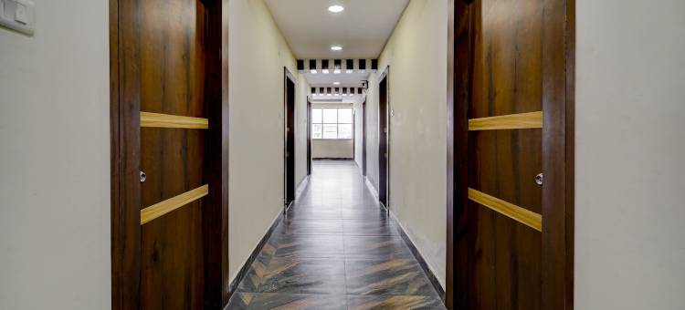 Itsy酒店银河公园(FabHotel Galaxy Shamshabed - Nr Hyderabad International Airport, Shamshabad)图片