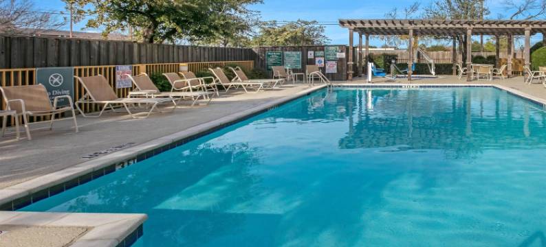 欧文DFW机场南拉昆塔温德姆套房酒店(La Quinta Inn & Suites by Wyndham DFW Airport South / Irving)图片