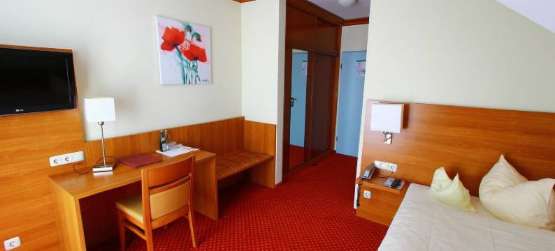 艾巴斯特酒店Eichenau(Abasto Hotel Eichenau)图片