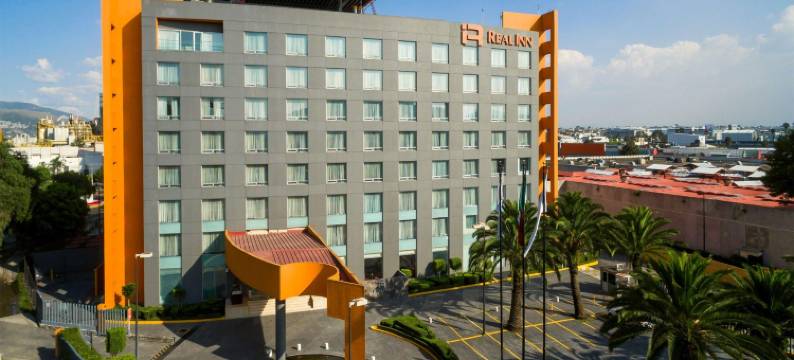 佩里诺特里尔旅馆(Real Inn Perinorte)图片