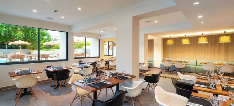 安菲特里翁城市酒店(Amphitryon City Hotel)图片