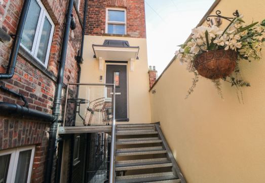 Tower Apartment Hotel Overview