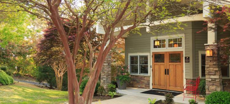 观景台湖畔旅馆(Lookout Point Lakeside Inn)图片