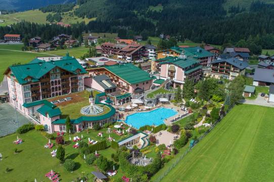 里尔比斯敖特夫健康酒店(Wellnesshotel ...Liebes Rot-Flüh)