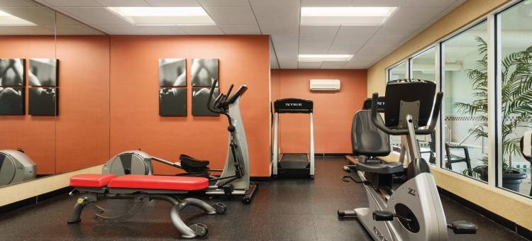 本顿维尔南罗吉斯丽怡酒店(Country Inn & Suites by Radisson, Bentonville South - Rogers, AR)图片