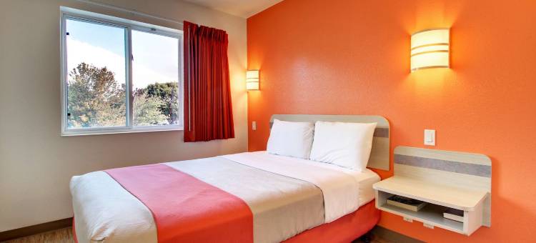 伊利诺伊伊史斯普林菲尔德6号汽车旅馆(Motel 6 Springfield, IL)图片