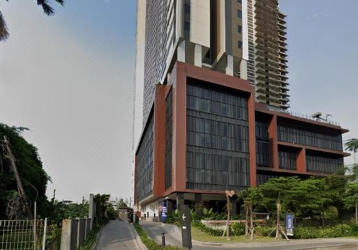 2BR Collins W/ Pool Hotel Overview