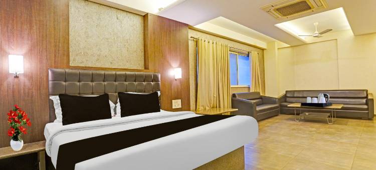 Super Collection O Nagpur Railway Station Formerly Jagannath Deluxe图片