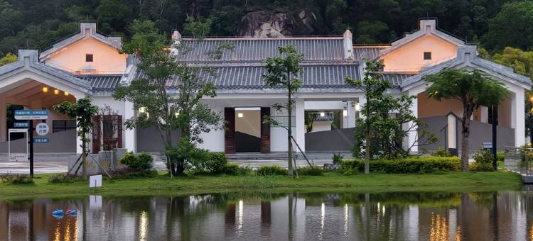 君临海悦公寓(南滨路分店)图片