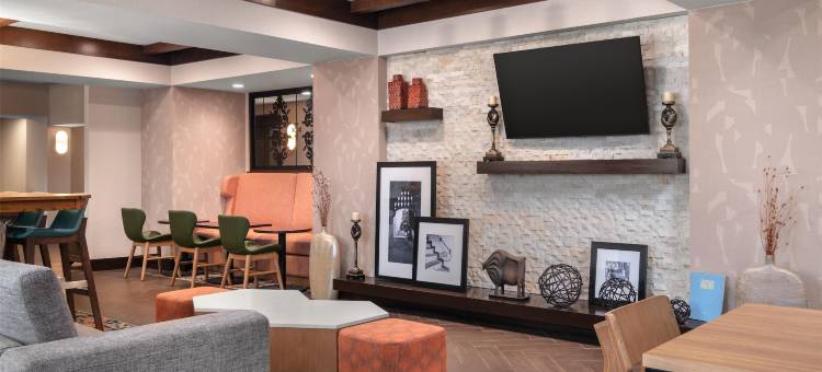 希尔顿欢朋套房酒店-弗雷斯诺(Hampton Inn & Suites Fresno)图片