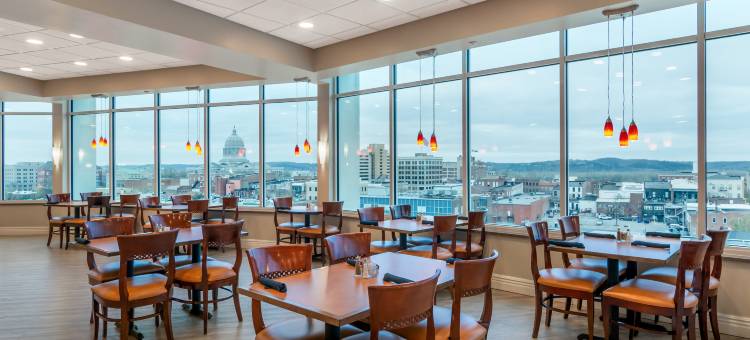 杰斐逊城希尔顿逸林酒店(DoubleTree by Hilton Hotel Jefferson City)图片