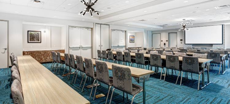 约翰逊城希尔顿惠庭套房酒店(Home2 Suites by Hilton Johnson City)图片