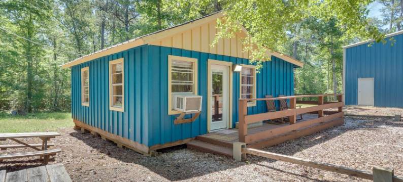 安静的亨菲尔小屋度假村，靠近托莱多弯曲湖(Quiet Hemphill Cabin Retreat Near Toledo Bend Lake)图片