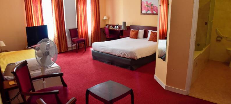 Logis 佩利坎酒店及其餐厅(Logis Hôtel le Pélican & Son Restaurant)图片