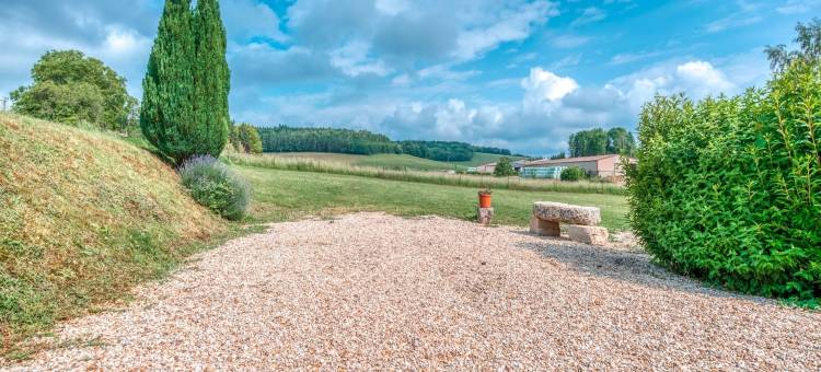 Cottage in Nouart Countryside图片