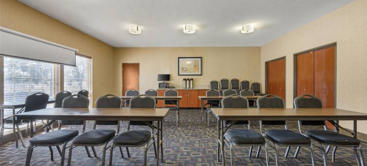 牧场贝斯特韦斯特优质酒店(Best Western Plus Prairie Inn)图片