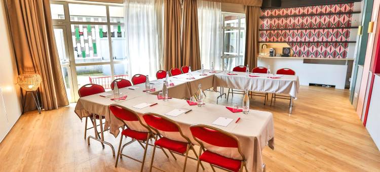 宜必思圣艾蒂安露台酒店(Ibis Saint Étienne - la Terrasse)图片