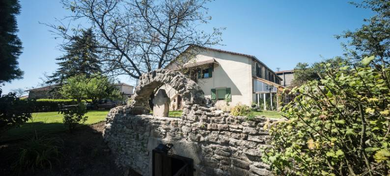 Apartment in Darney with Meadow Views图片