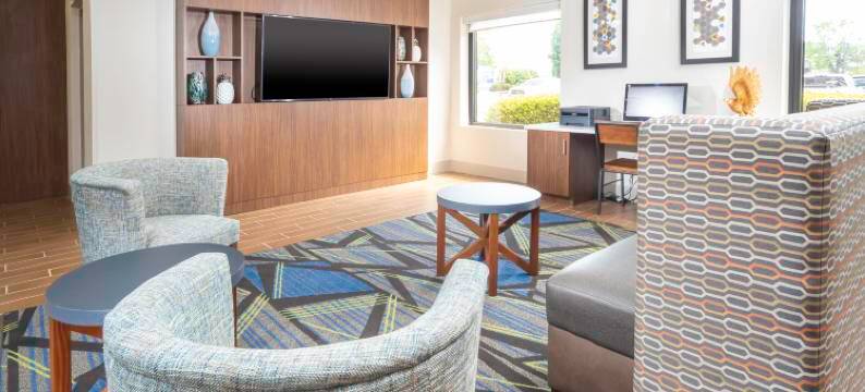 Holiday Inn Express 克莱顿(东南罗利)(Holiday Inn Express CLAYTON (SE RALEIGH) by IHG)图片