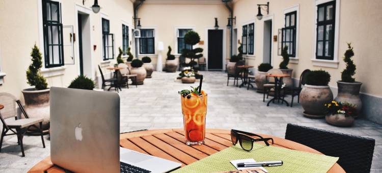 麦森酒馆及酒店(Maison Bistro & Hotel)图片