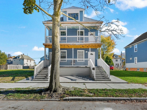 新市中心豪华三卧室，免费停车，空调和Wi-Fi