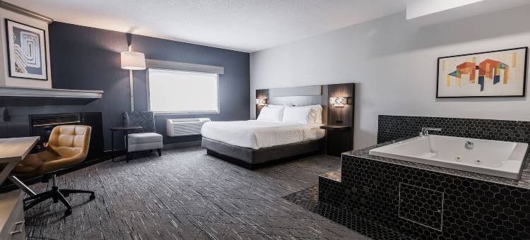 卡尔加里南智选假日酒店(Holiday Inn Express & Suites Calgary South-Macleod Trail S)图片