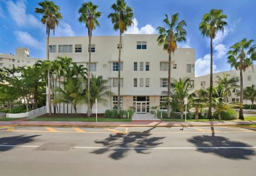 Hotel Trouvail Miami BeachHotel Overview