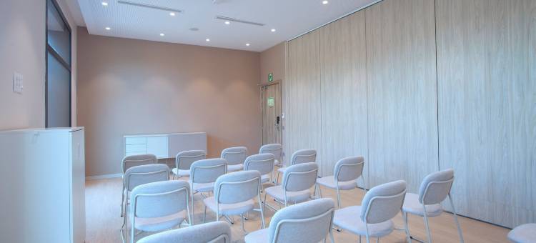 IHG旗下巴塞罗那萨瓦德尔智选假日酒店及套房(Holiday Inn Express & Suites BARCELONA - SABADELL by IHG)图片