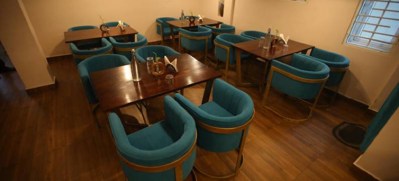 DE CROWN豪华酒店(De Crown Luxury Hotel)图片