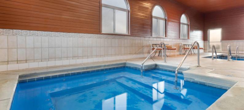 AmericInn by Wyndham Frankfort IN图片