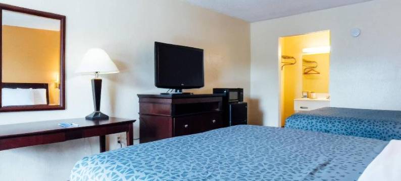 卡罗尔顿罗德威旅馆及套房(Rodeway Inn & Suites)图片