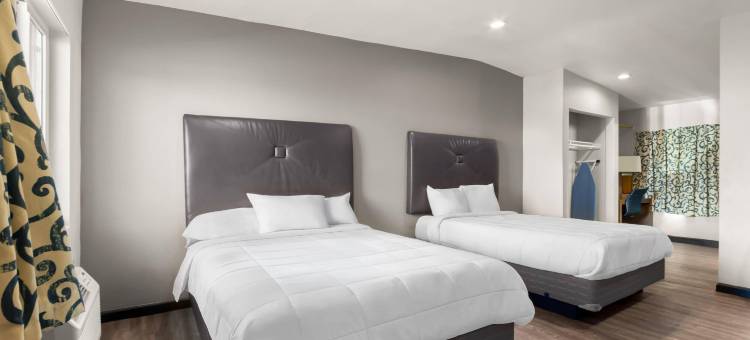 郊区开间酒店靠近中国湖海军基地(Suburban Studios Ridgecrest near China Lake Naval Station)图片