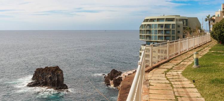 Cliff View Apartment- Wonderful Sea Views & Pool图片
