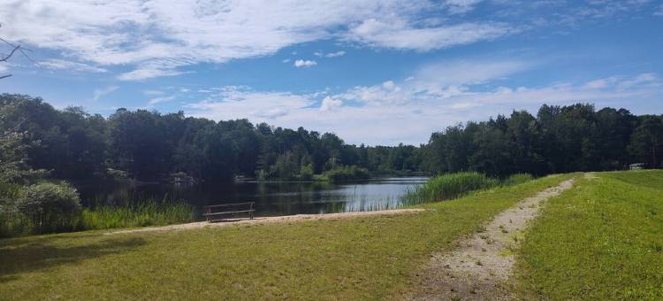 Dog/Family Friendly A-Frame! Walk to Lake/Kayak Use in the Berkshires!图片
