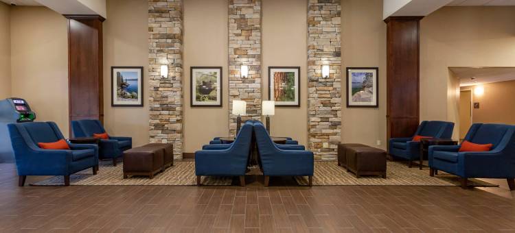 I-90市中心美茵斯坦套房酒店(MainStay Suites Coeur d'Alene)图片